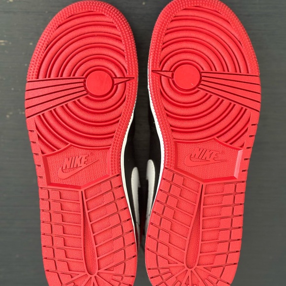 AIR JORDAN 1 LOW (GS) - Picture 4 of 4